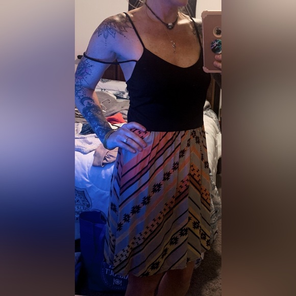 Angie Bohemian Dress with Back & Sides Cut Out SZ S - Picture 7 of 8